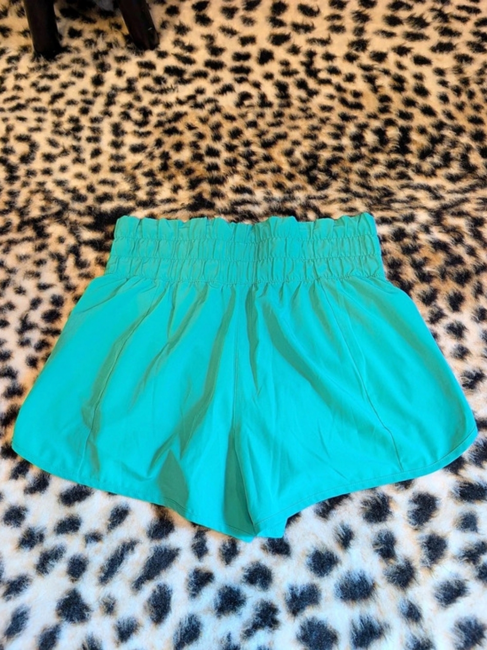 Avia Flounce Running Shorts Green Womens Medium